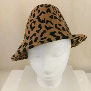 NWOT Asymmetric Leopard Print Wool Fedora Hat